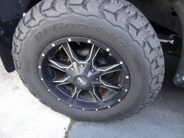 Thumbnail: 2012 Toyota Tundra - 19