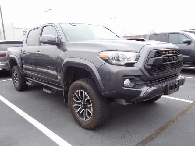 Thumbnail: 2021 Toyota Tacoma - 3