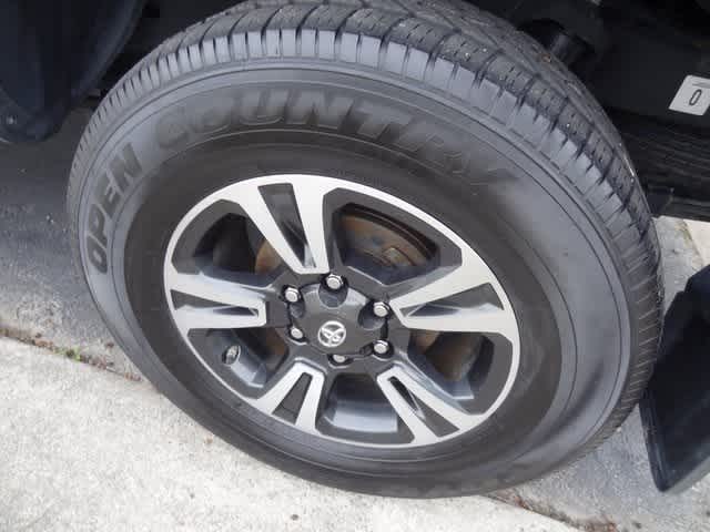 Thumbnail: 2016 Toyota Tacoma - 13