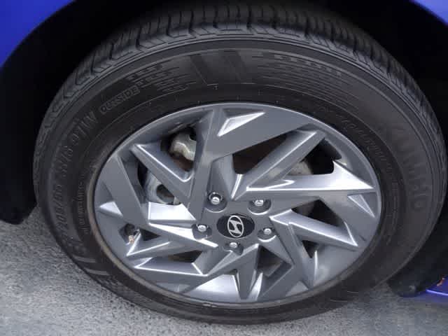Thumbnail: 2024 Hyundai Elantra - 13