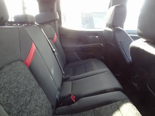 Thumbnail: 2024 Chevrolet Colorado - 8