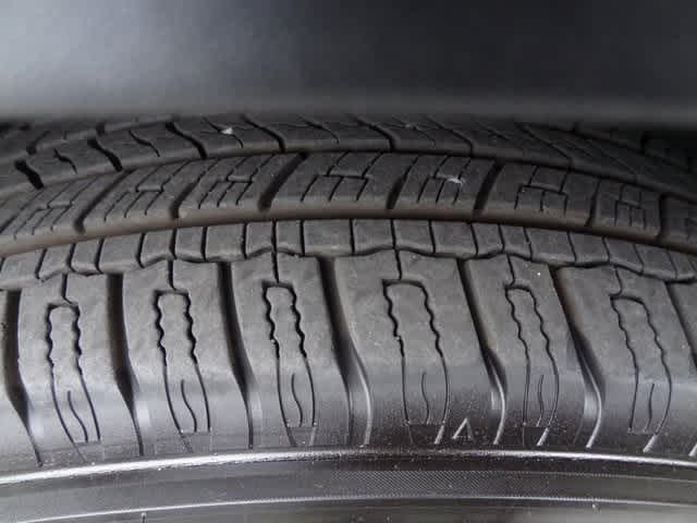 Thumbnail: 2022 Toyota Corolla Cross - 26