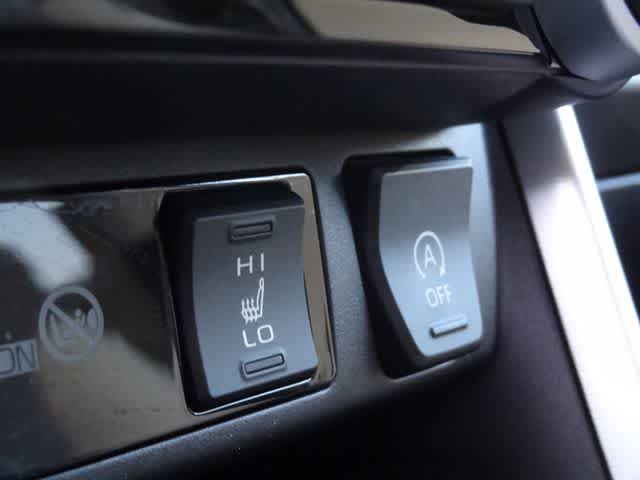 Thumbnail: 2025 Toyota RAV4 - 16