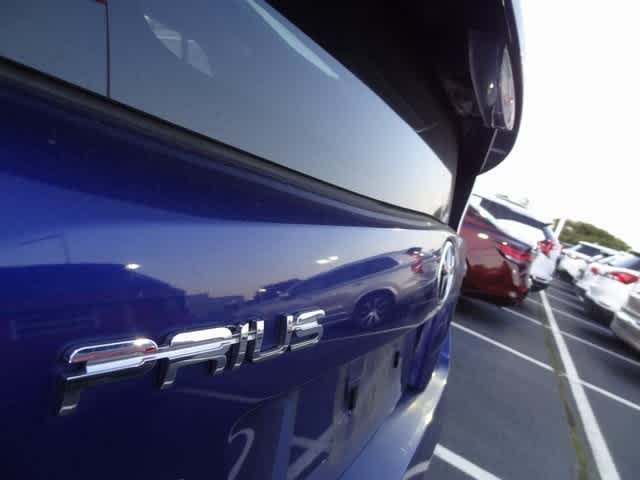 Thumbnail: 2017 Toyota Prius - 15