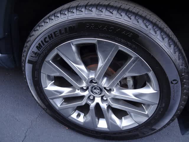 Thumbnail: 2020 Toyota RAV4 - 13