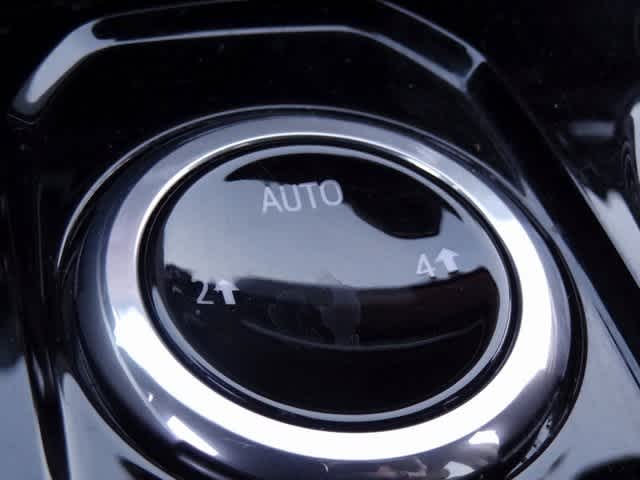 Thumbnail: 2024 Chevrolet Colorado - 29