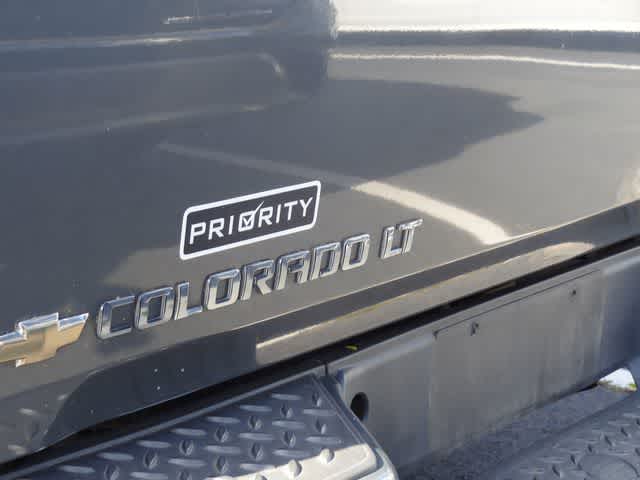 Thumbnail: 2012 Chevrolet Colorado - 26