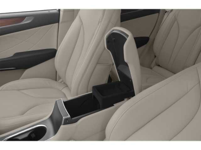 Thumbnail: 2018 Lincoln MKC - 10