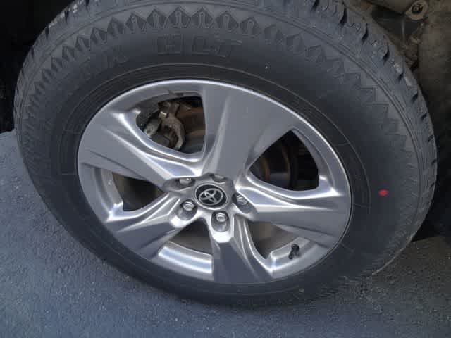 Thumbnail: 2025 Toyota RAV4 - 9