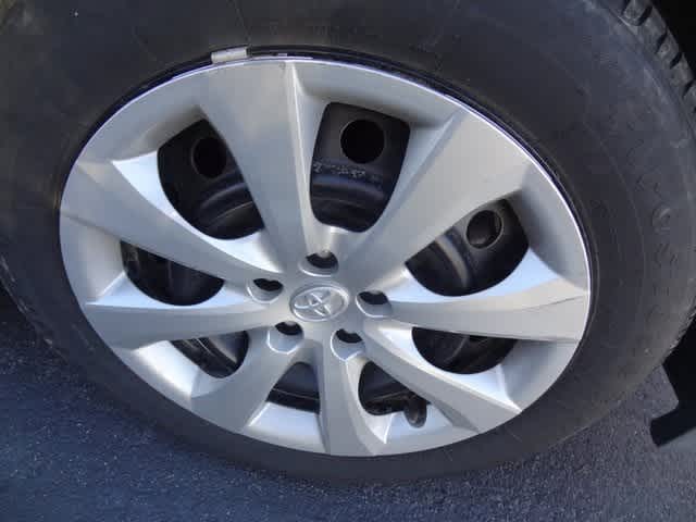 Thumbnail: 2024 Toyota Corolla - 11