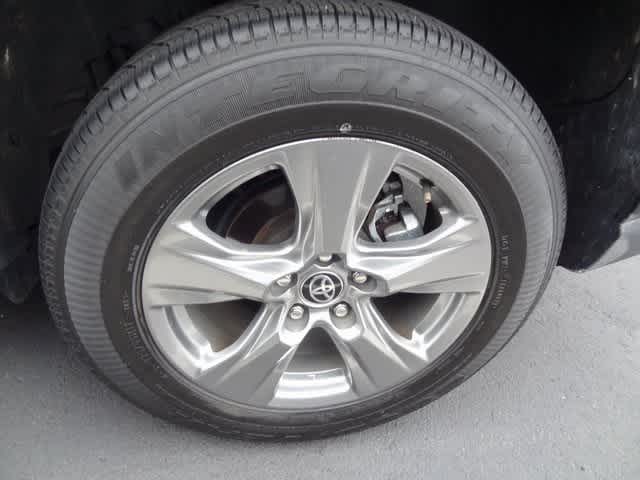 Thumbnail: 2024 Toyota RAV4 - 23