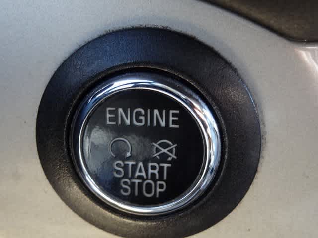 Thumbnail: 2013 Ford Escape - 14