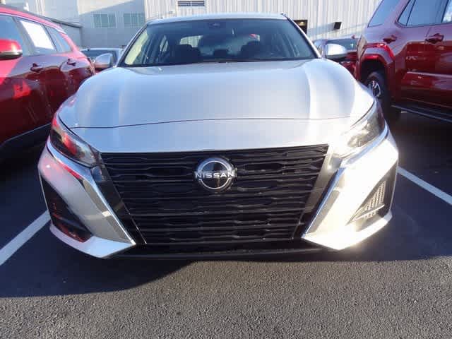 Thumbnail: 2023 Nissan Altima - 2