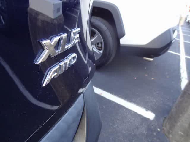 Thumbnail: 2020 Toyota RAV4 - 7