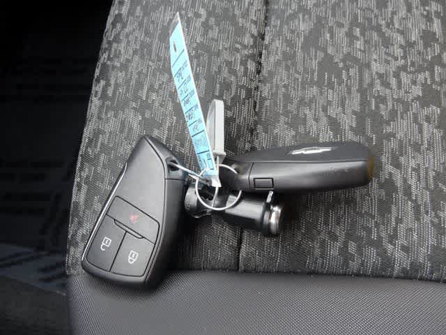 Thumbnail: 2024 Chevrolet Colorado - 36