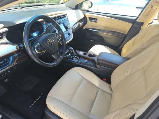 Thumbnail: 2015 Toyota Avalon - 1