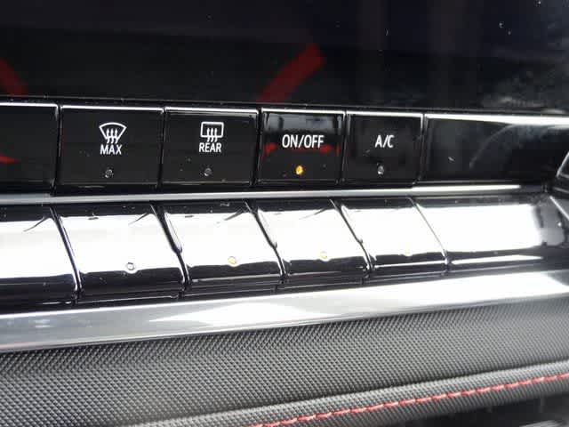 Thumbnail: 2024 Chevrolet Colorado - 26