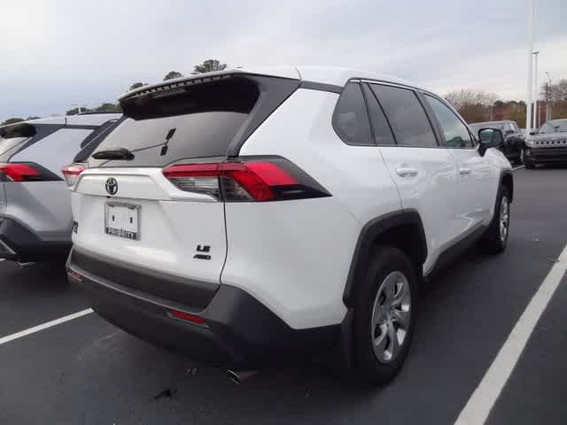 Thumbnail: 2022 Toyota RAV4 - 4