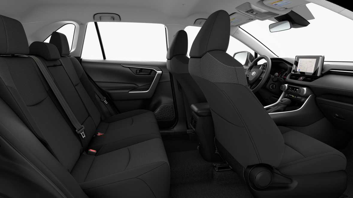 2025 Toyota RAV4 LE 8