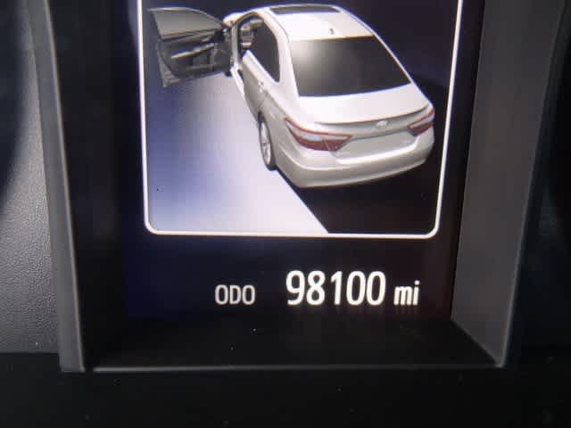 Thumbnail: 2016 Toyota Camry - 12