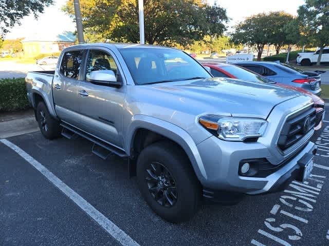 Thumbnail: 2022 Toyota Tacoma - 5