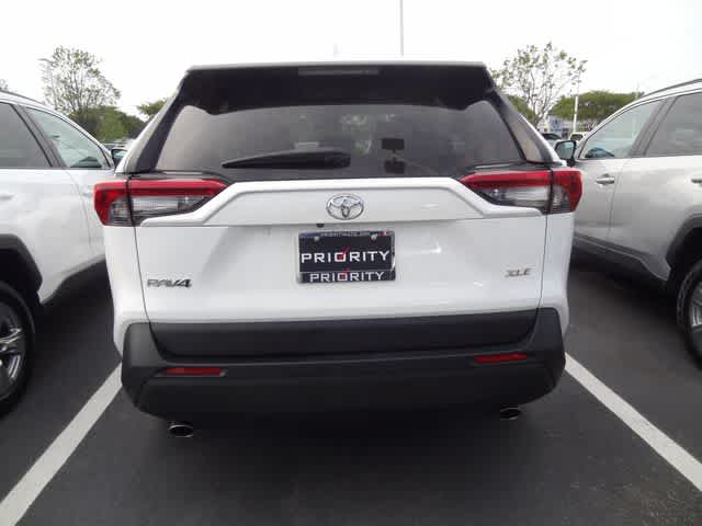 Thumbnail: 2024 Toyota RAV4 - 8