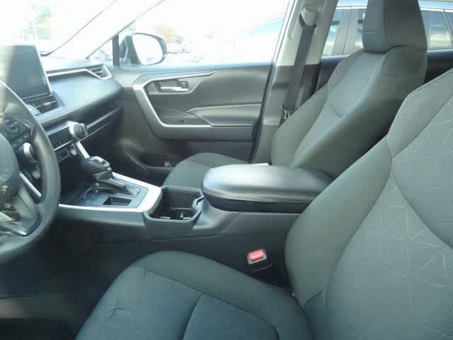 Thumbnail: 2023 Toyota RAV4 - 7