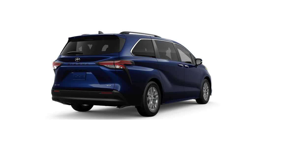 Thumbnail: 2026 Toyota Sienna - 9