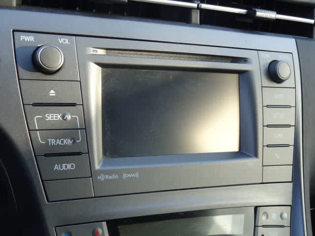 Thumbnail: 2015 Toyota Prius - 12