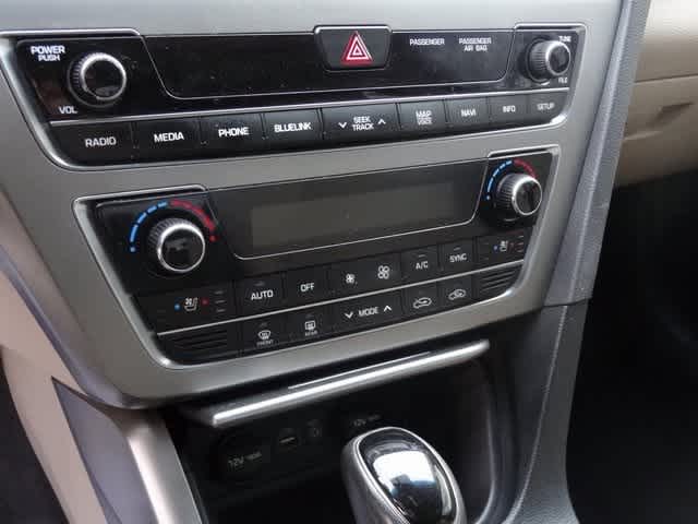 Thumbnail: 2017 Hyundai Sonata - 15