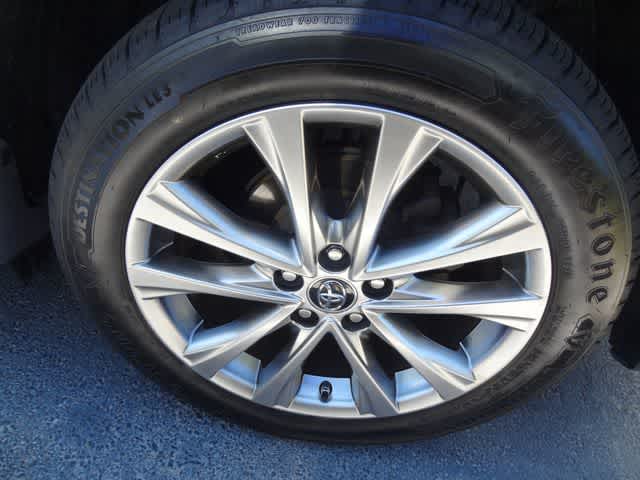 Thumbnail: 2017 Toyota RAV4 - 13