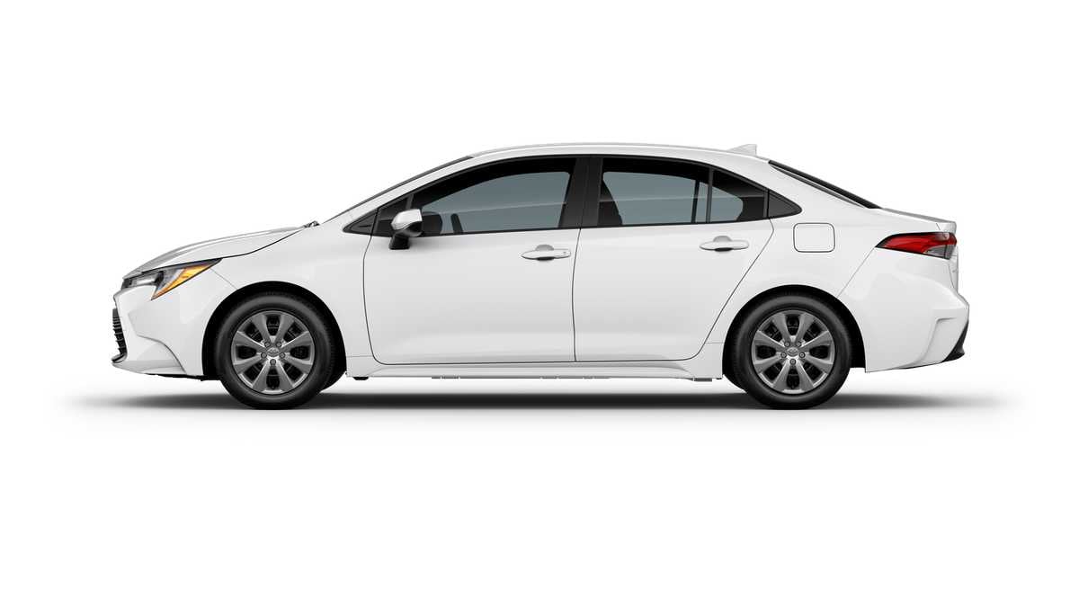 Thumbnail: 2025 Toyota Corolla - 4