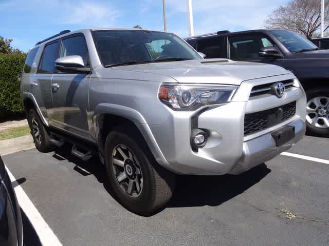 Thumbnail: 2022 Toyota 4Runner - 3