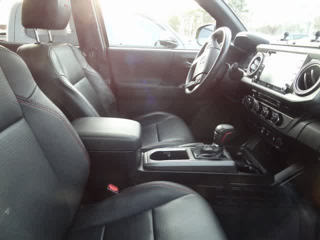 Thumbnail: 2022 Toyota Tacoma - 9