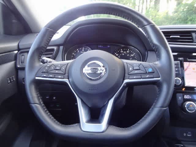 Thumbnail: 2018 Nissan Rogue - 14