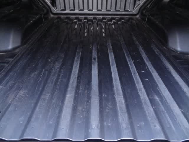 Thumbnail: 2024 Chevrolet Colorado - 8