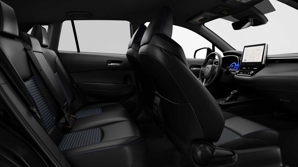 Thumbnail: 2026 Toyota Corolla Cross - 21
