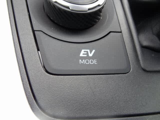 Thumbnail: 2024 Toyota RAV4 - 32