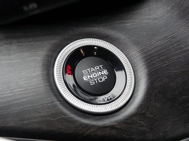 Thumbnail: 2023 Jeep Grand Cherokee - 11