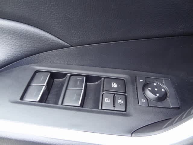 Thumbnail: 2024 Toyota RAV4 - 21