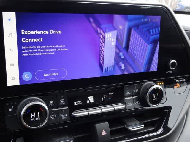 Thumbnail: 2023 Toyota Highlander - 26