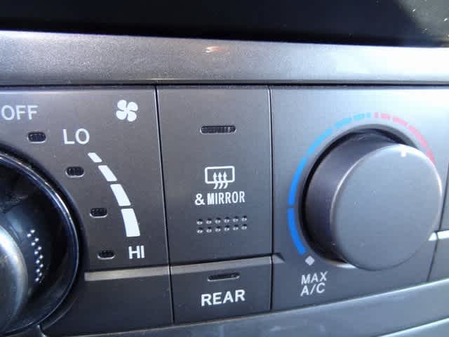 Thumbnail: 2013 Toyota Highlander - 10