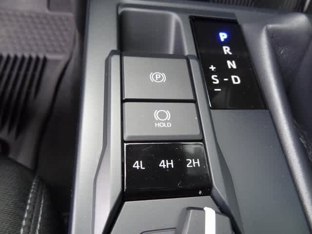 Thumbnail: 2025 Toyota Tacoma - 25