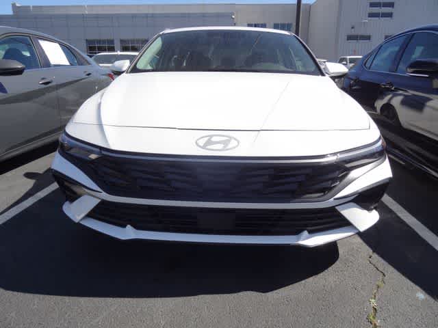 Thumbnail: 2025 Hyundai Elantra - 2