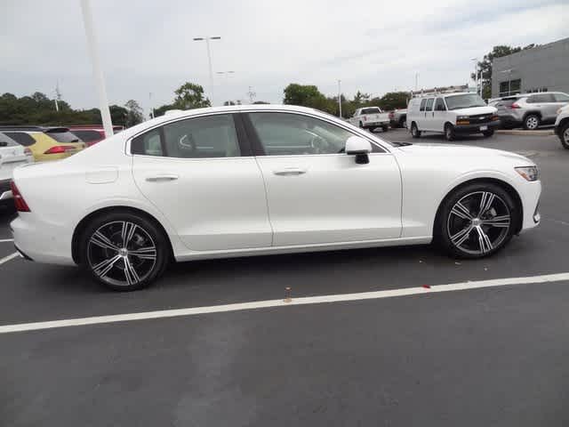 Thumbnail: 2021 Volvo S60 - 3