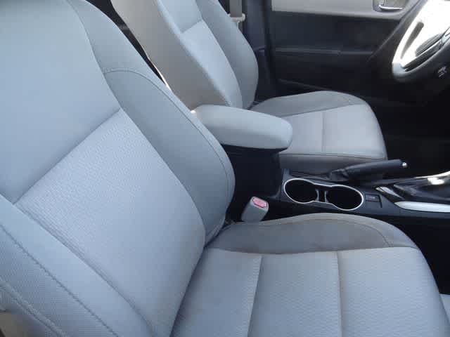 Thumbnail: 2014 Toyota Corolla - 11