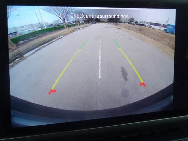 Thumbnail: 2024 Jeep Wrangler - 27