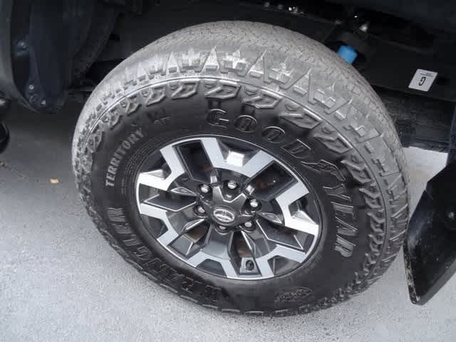 Thumbnail: 2023 Toyota Tacoma - 13
