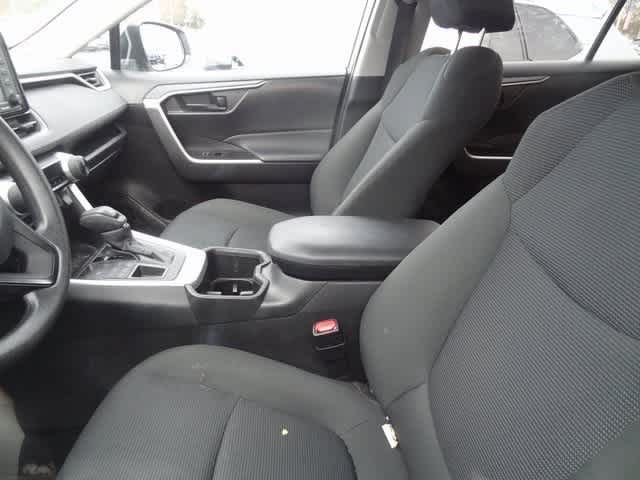 Thumbnail: 2022 Toyota RAV4 - 7