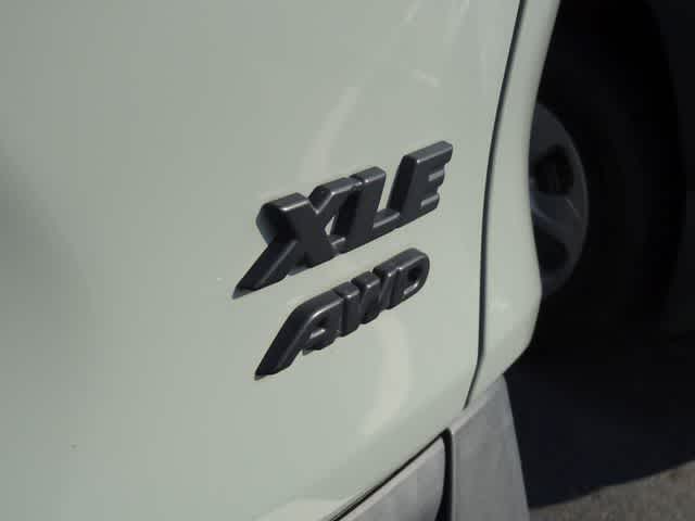Thumbnail: 2023 Toyota RAV4 - 19